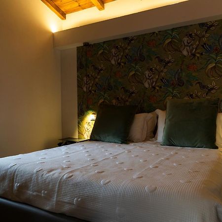Ginevra Boutique Rooms - Palazzo Leosini - Residenze D'Epoca LʼAquila Exteriör bild