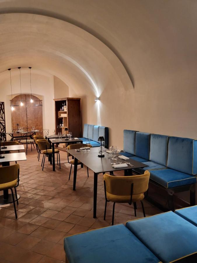 Ginevra Boutique Rooms - Palazzo Leosini - Residenze D'Epoca LʼAquila Exteriör bild