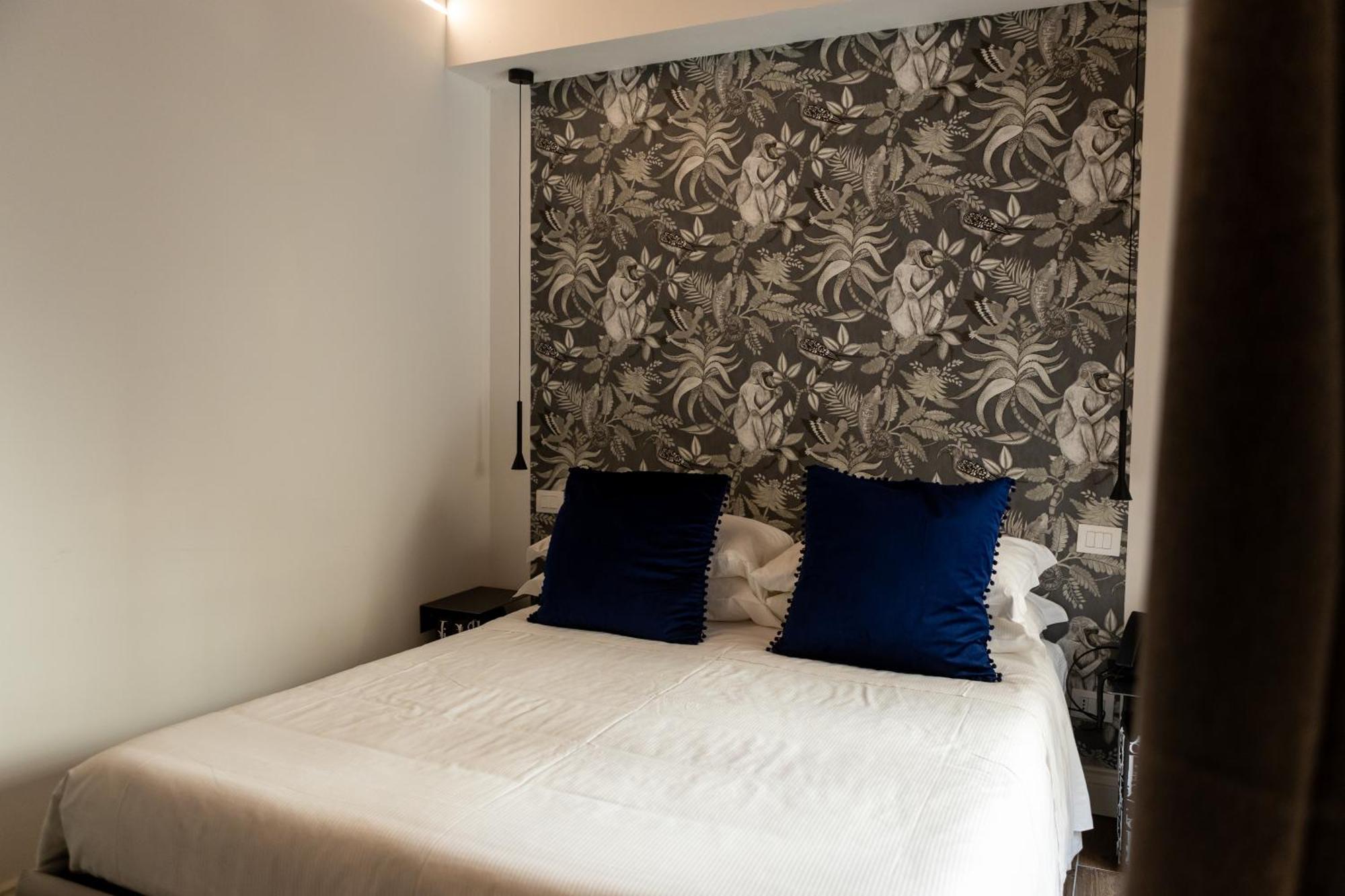 Ginevra Boutique Rooms - Palazzo Leosini - Residenze D'Epoca LʼAquila Exteriör bild