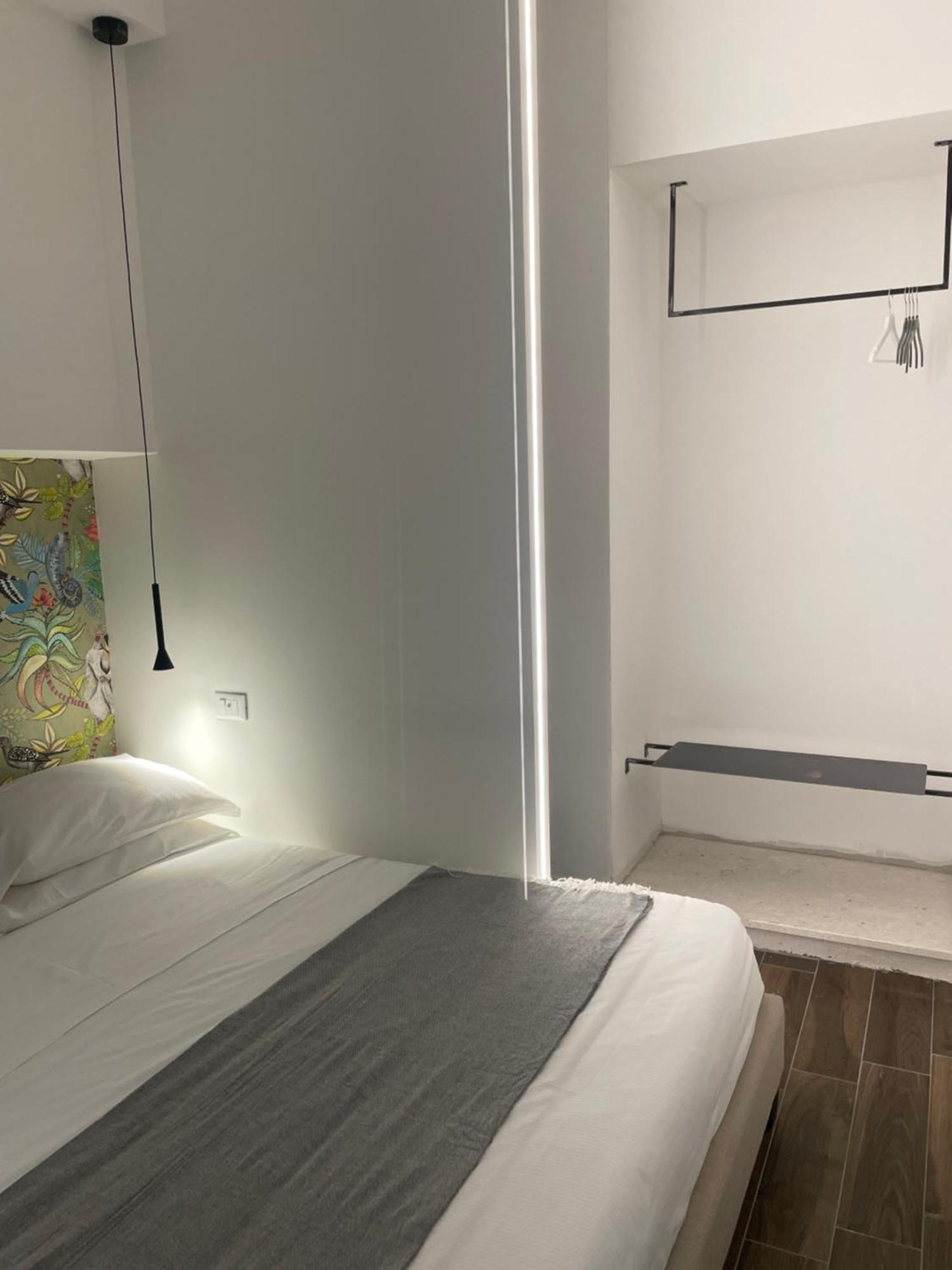 Ginevra Boutique Rooms - Palazzo Leosini - Residenze D'Epoca LʼAquila Exteriör bild